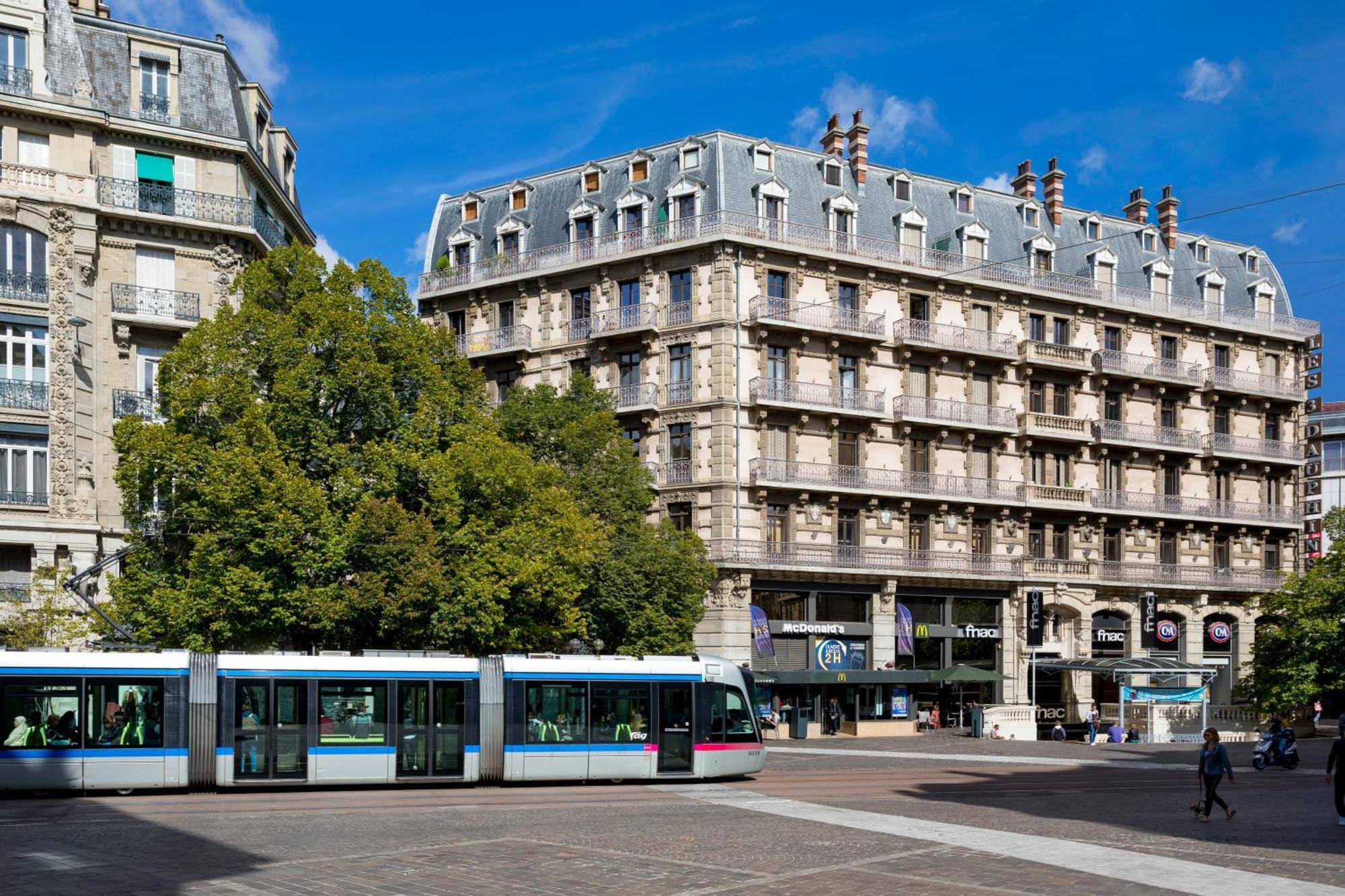 Novotel Grenoble Centre Exterior foto